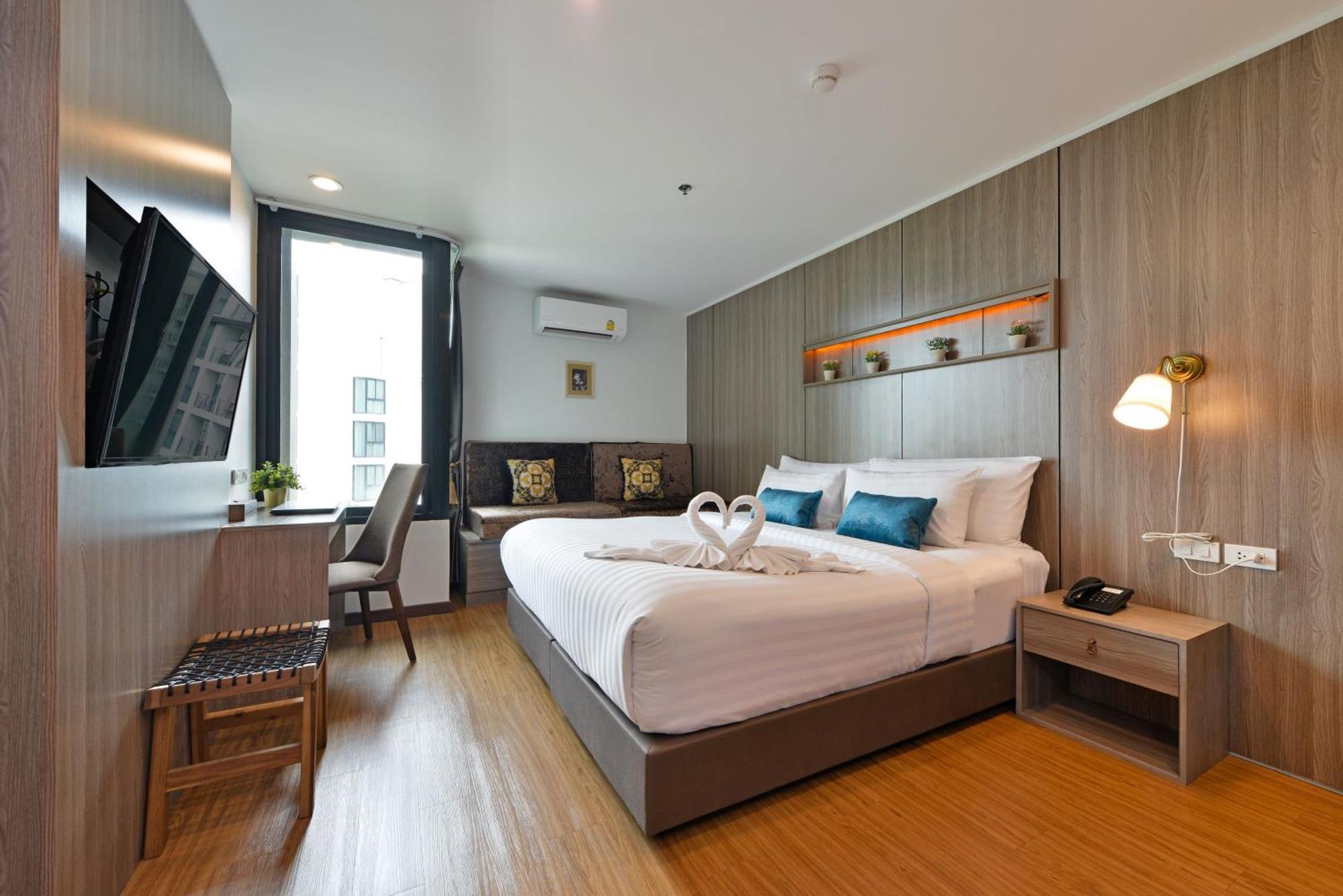 Bedever Boutique Bangkok Hotel - Bts Phra Khanong Dış mekan fotoğraf