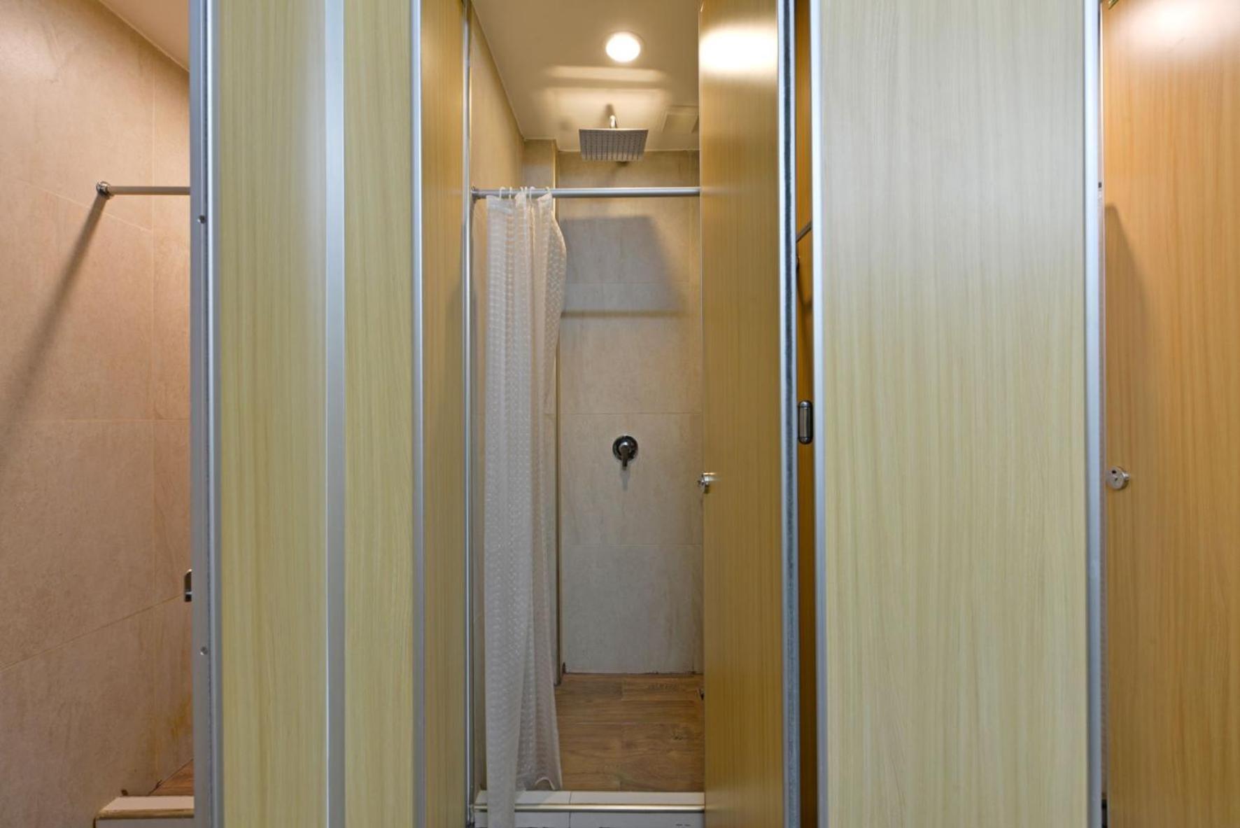 Bedever Boutique Bangkok Hotel - Bts Phra Khanong Dış mekan fotoğraf