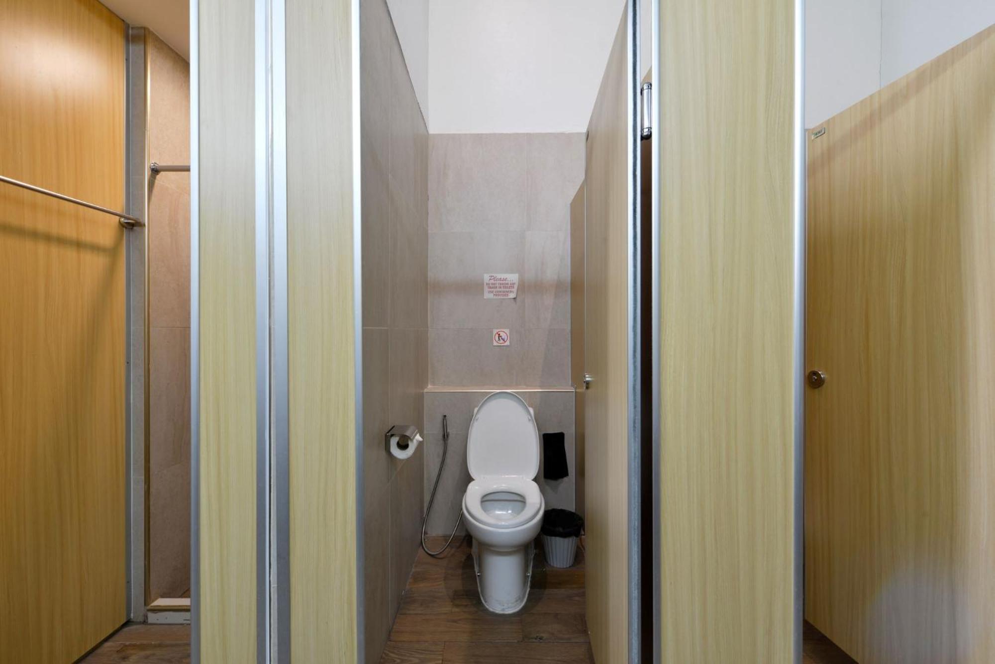 Bedever Boutique Bangkok Hotel - Bts Phra Khanong Dış mekan fotoğraf