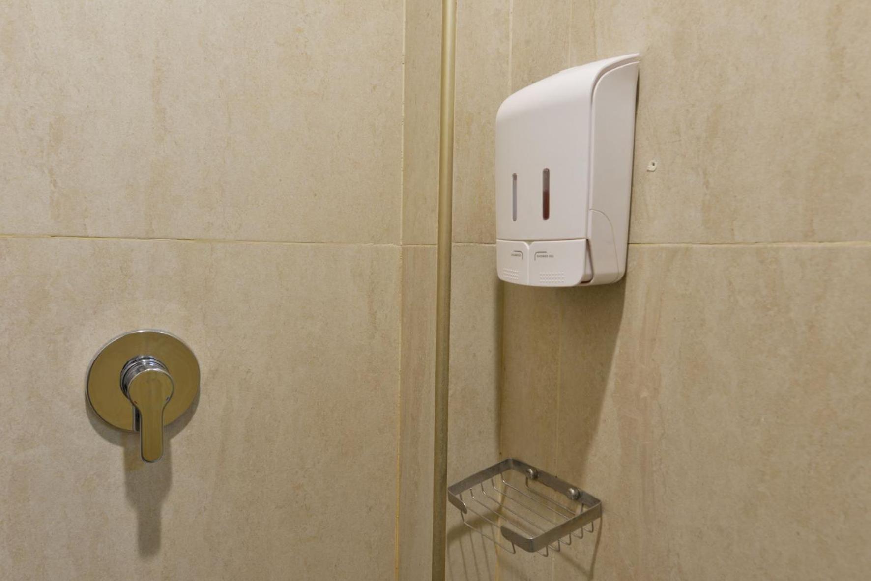 Bedever Boutique Bangkok Hotel - Bts Phra Khanong Dış mekan fotoğraf