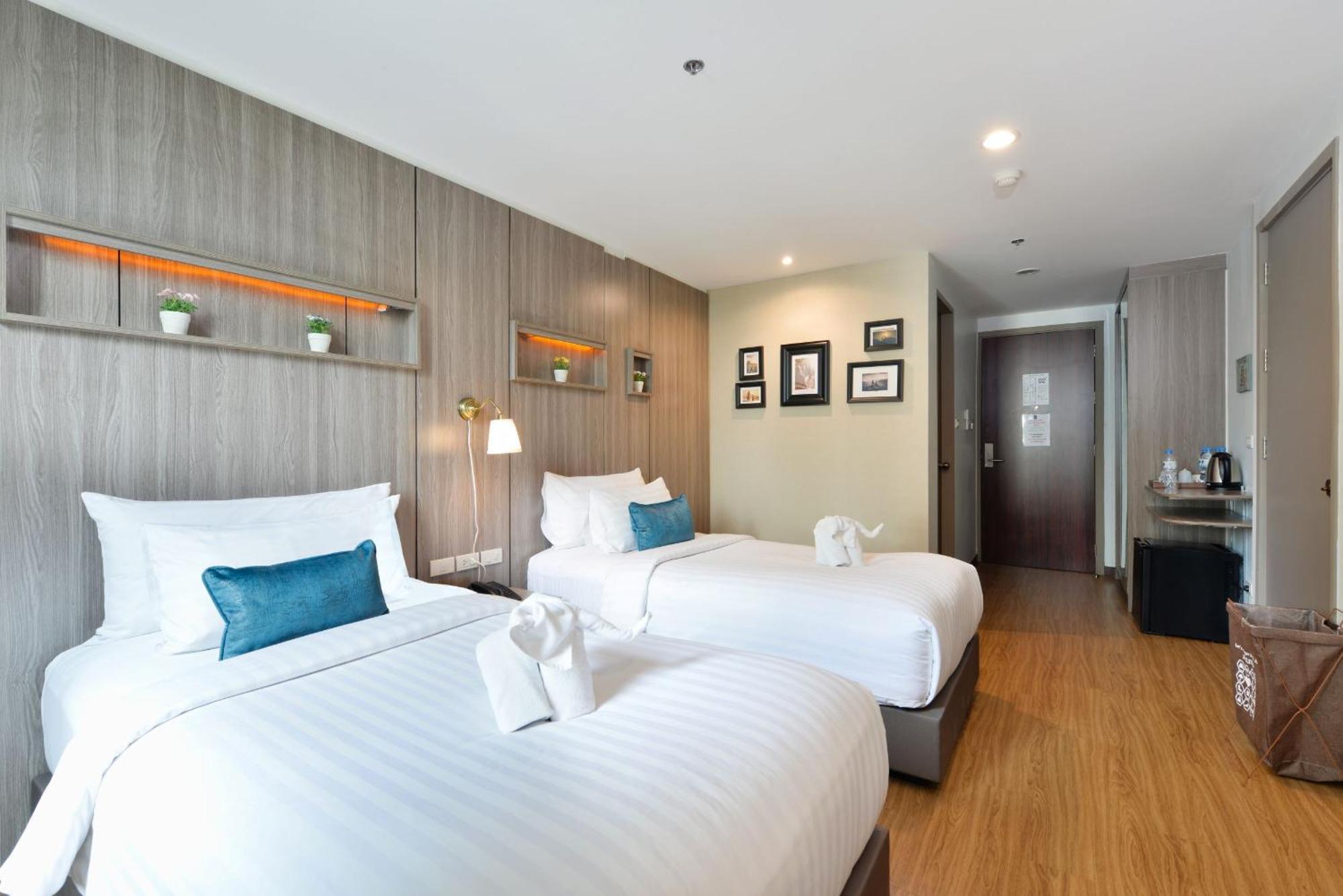 Bedever Boutique Bangkok Hotel - Bts Phra Khanong Dış mekan fotoğraf